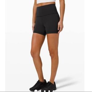 Like new lulu lemon black shorts